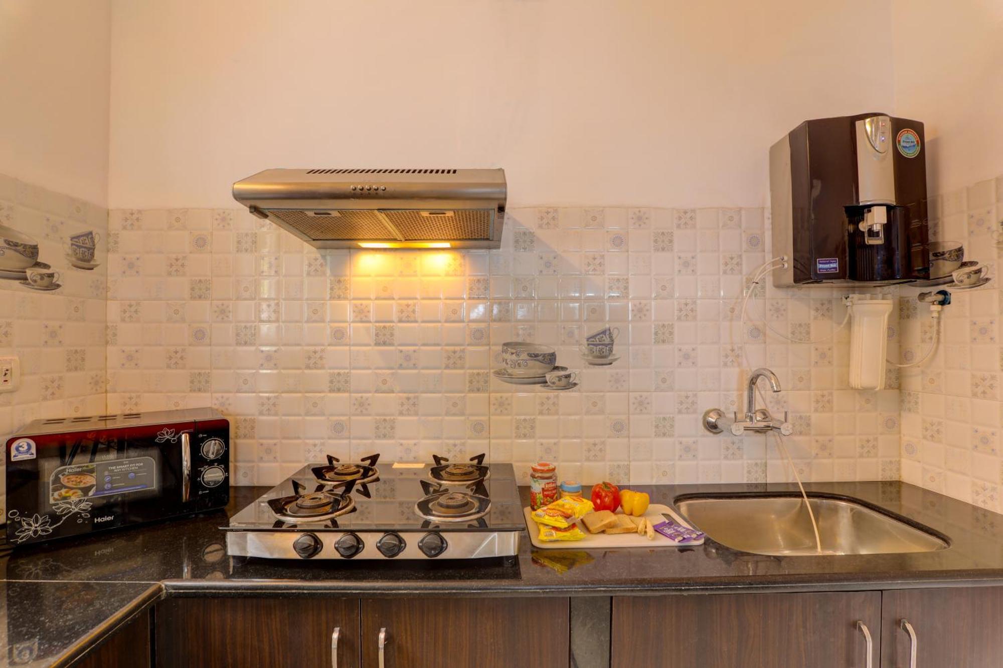 Jaqk Holidays - 9Bhk Villa For Big Groups, Private Pool-Wifi-Cartaker-Parking, North Goa Baga Εξωτερικό φωτογραφία